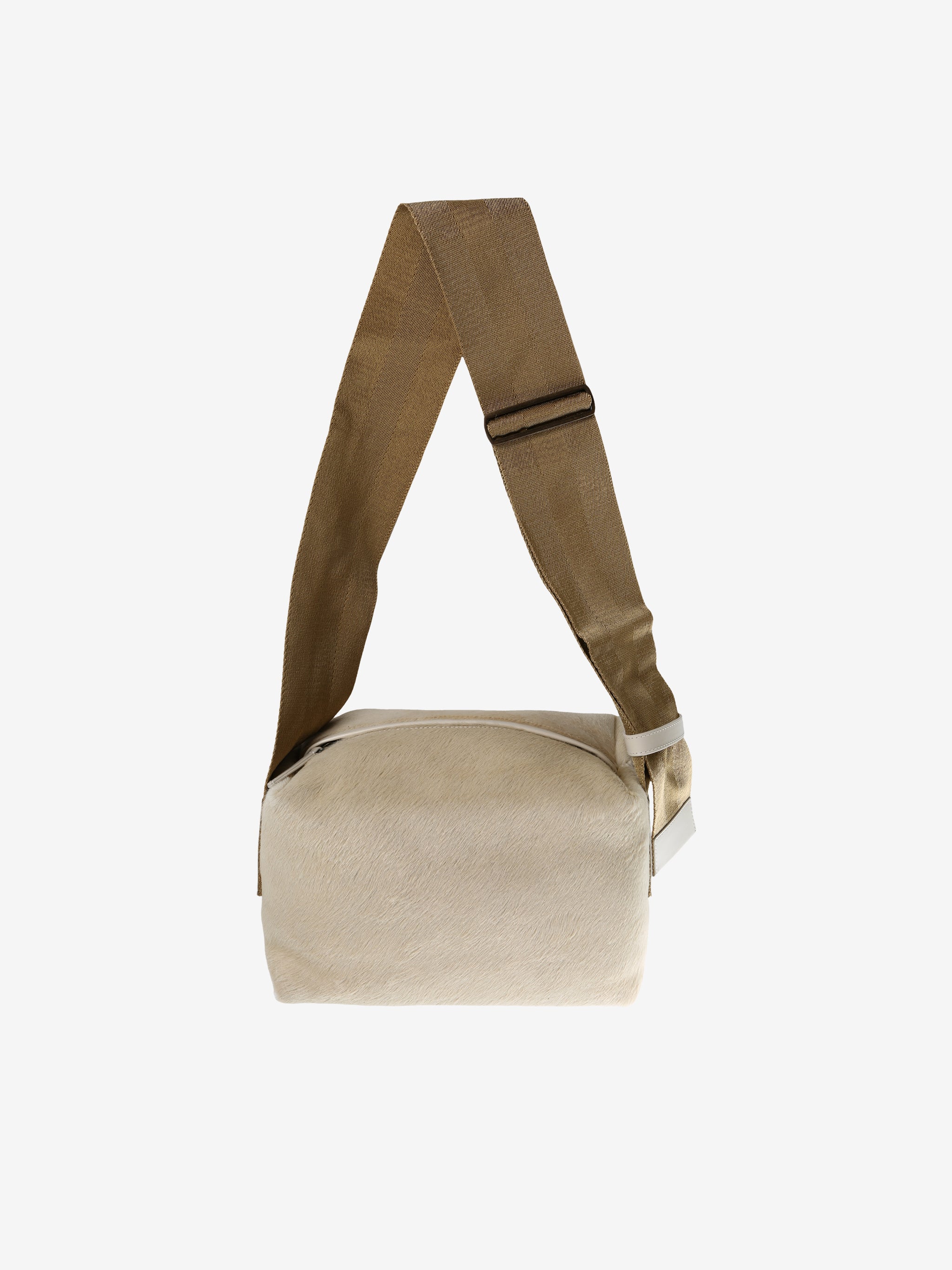 White bags,front view