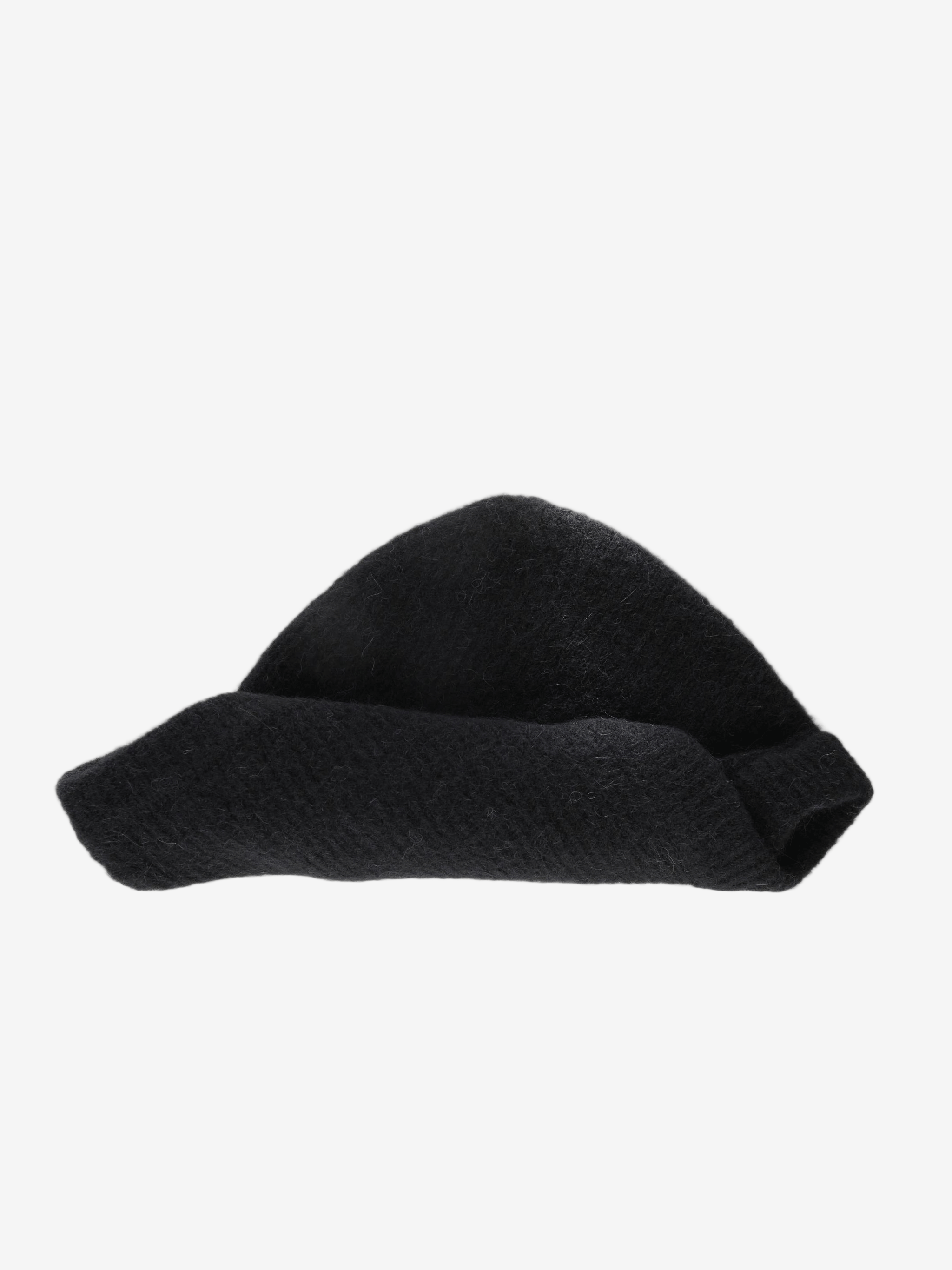 Black hat, front view