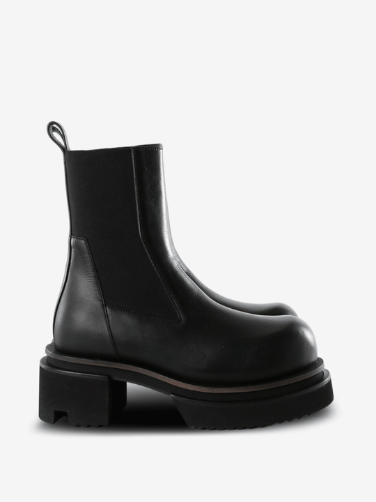 Black boots, front view