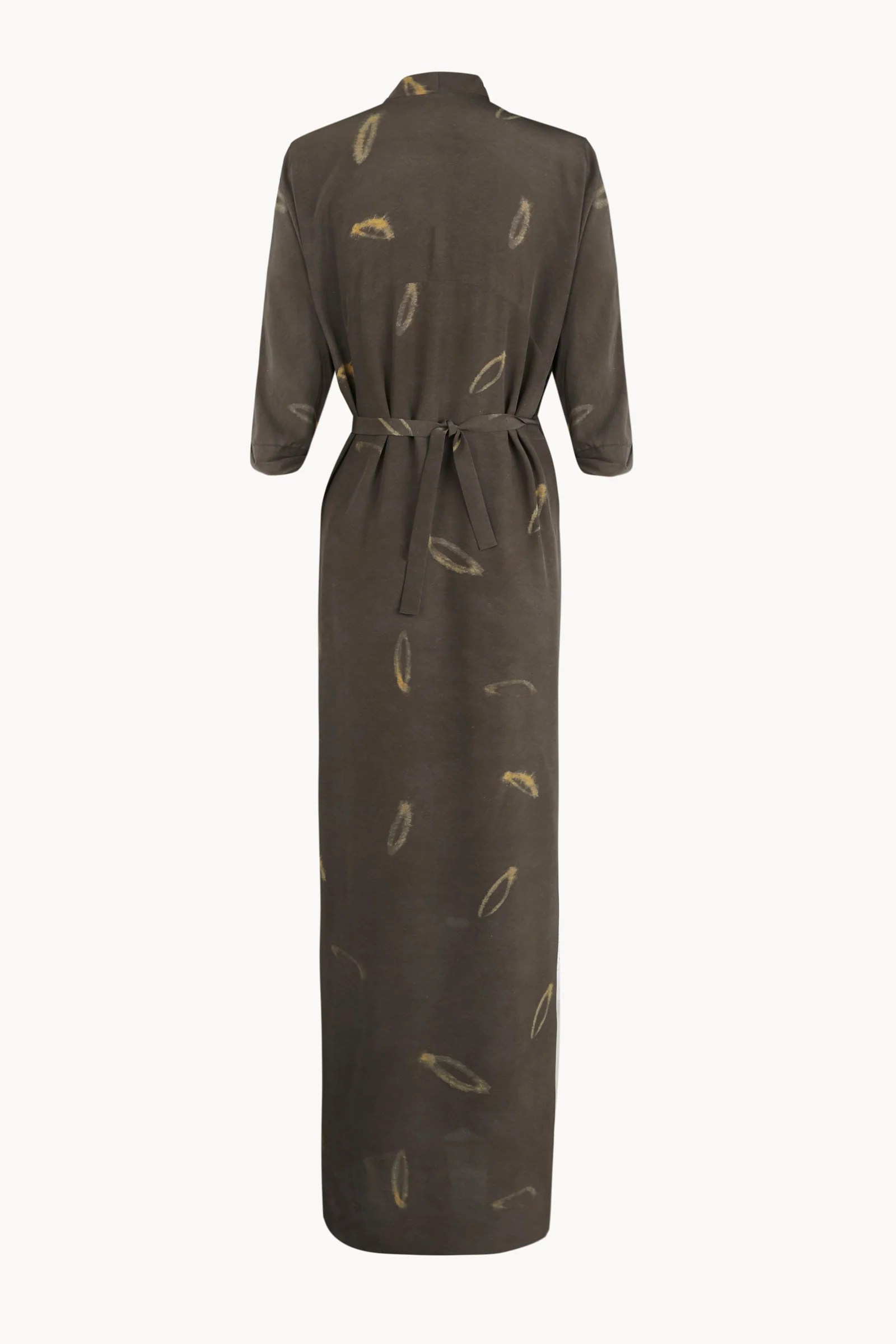 Brown dress, back view