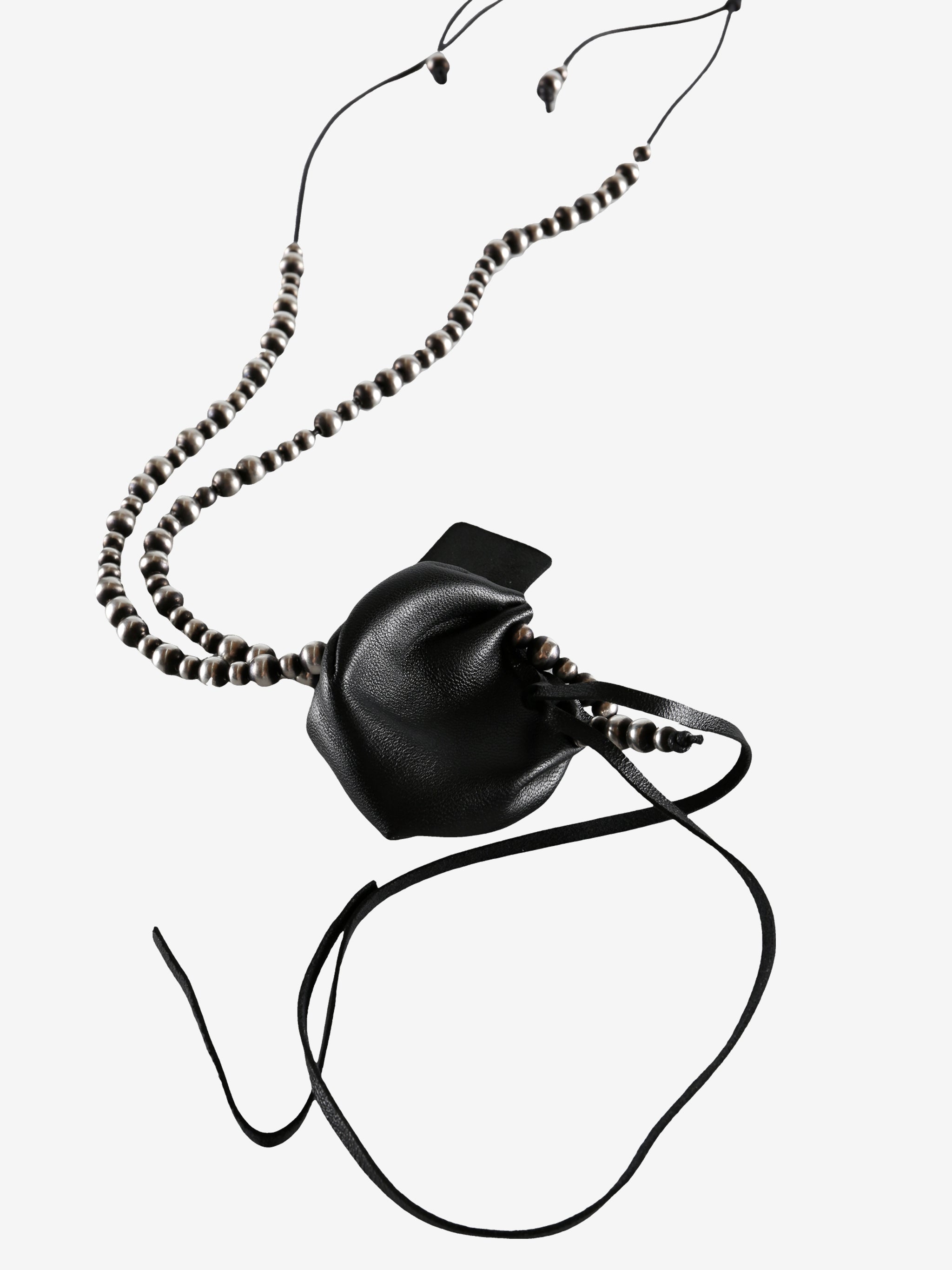 Black necklace, front view