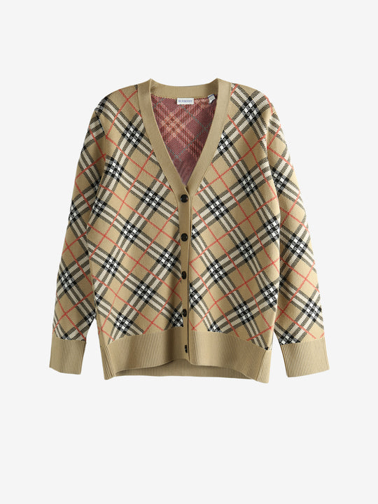 Beige cardigan,front view