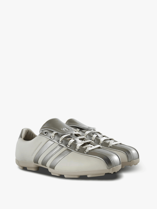 Grey shoes, front view