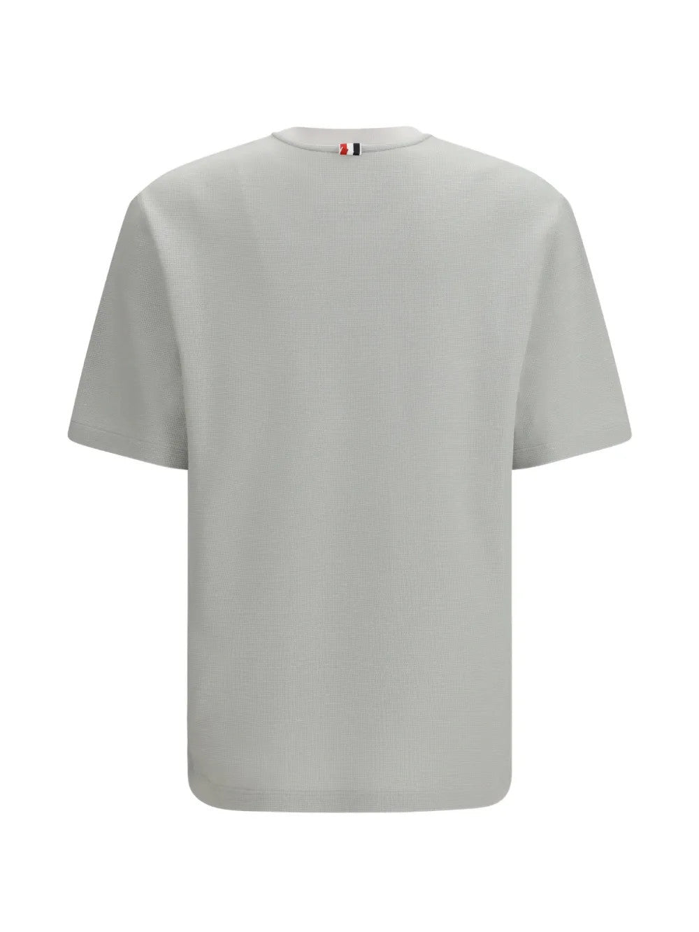 Grey t-shirt, front view