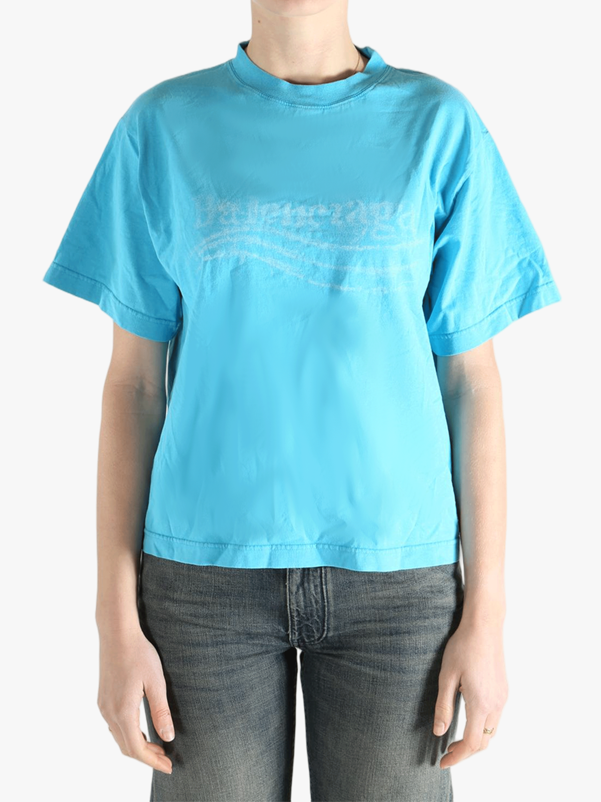 Blue t-shirt worn by a person, showing the shirt's fit