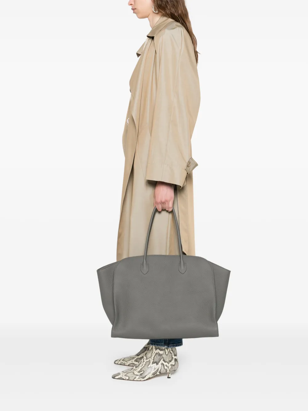 バッグ the row Marlo bag The Row's Marlo Bag Is the Chic Successor to the Margaux