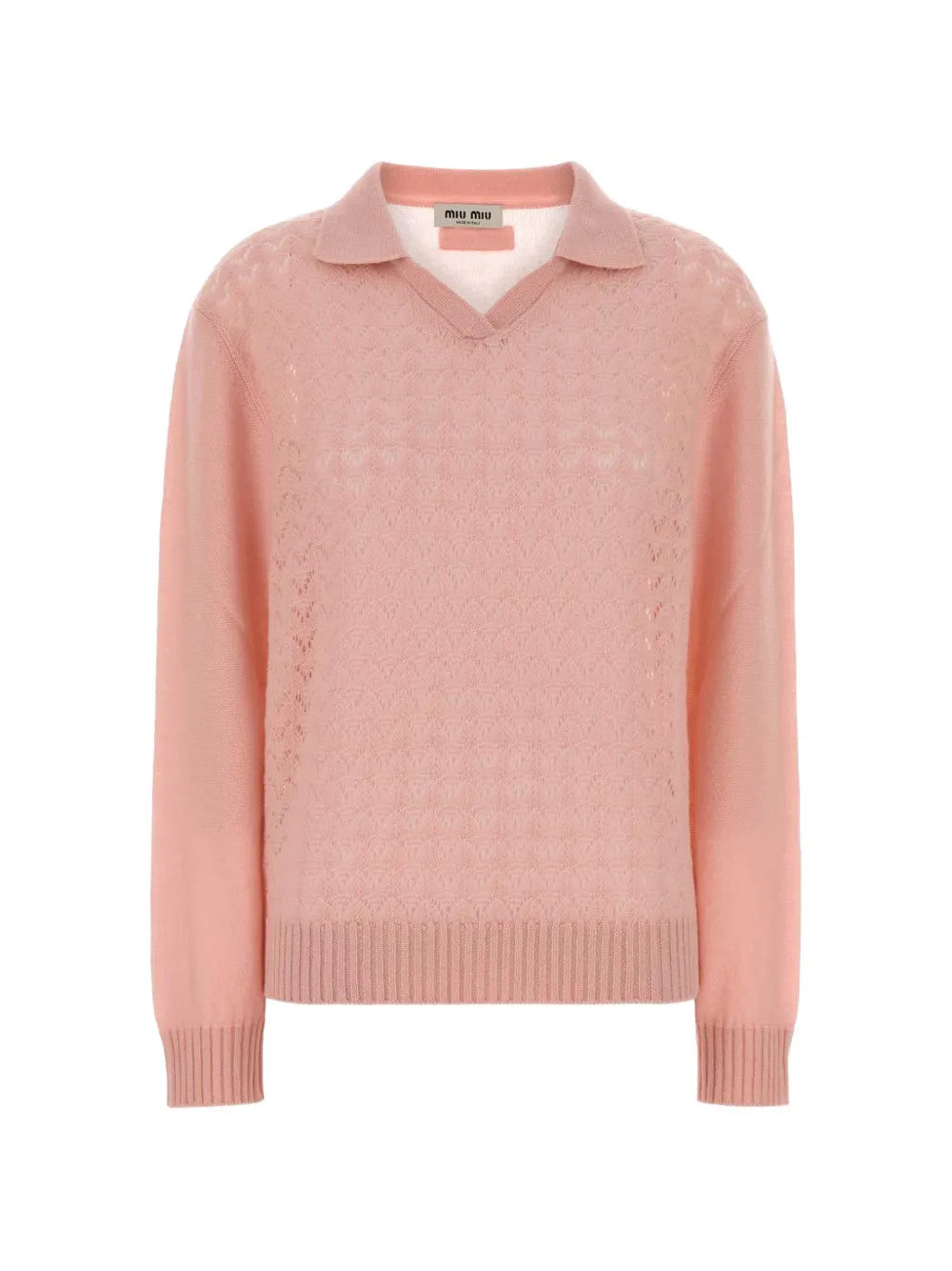 Pink knitwear, front view