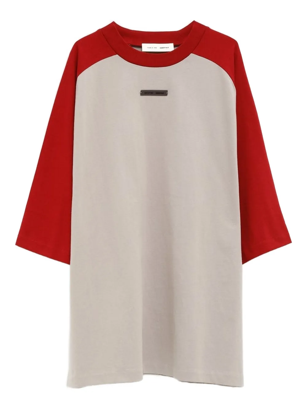 Red t-shirt,front view