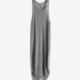 Grey top, front view