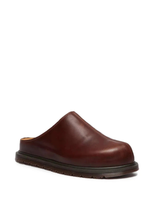 Brown shoes, front view