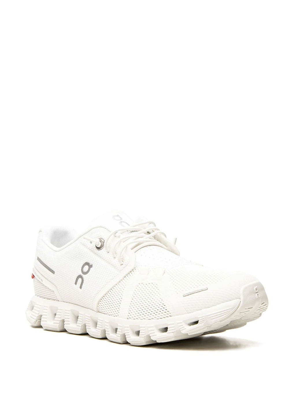 ON RUNNING - Women Cloud 5 Sneakers