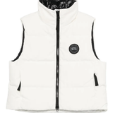 white vest, front view