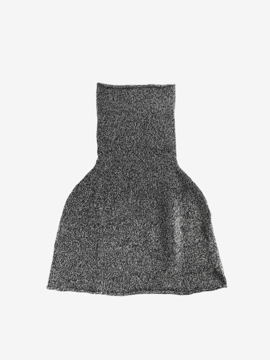 Grey accessories, front view