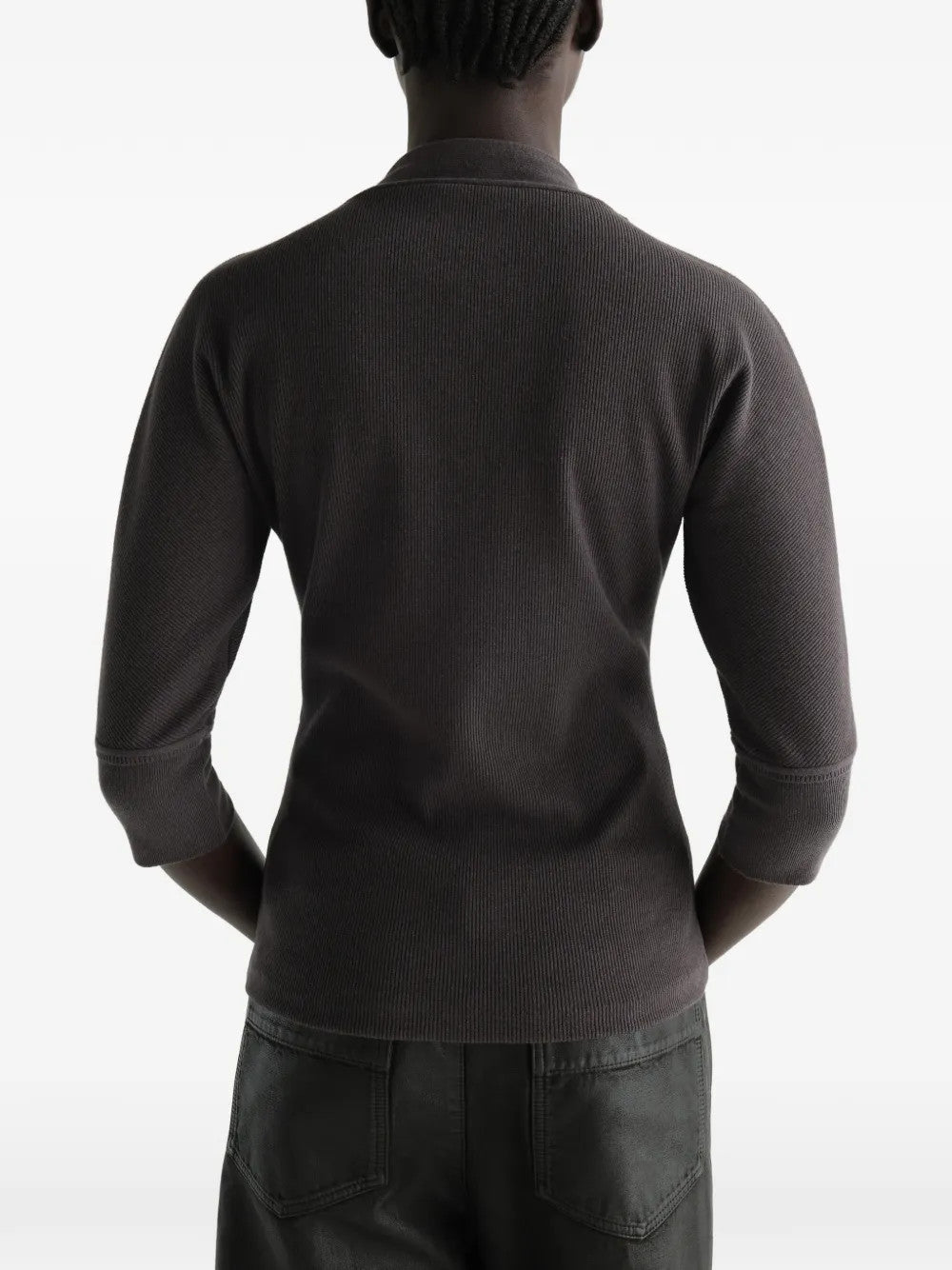Grey t-shirt, full body view