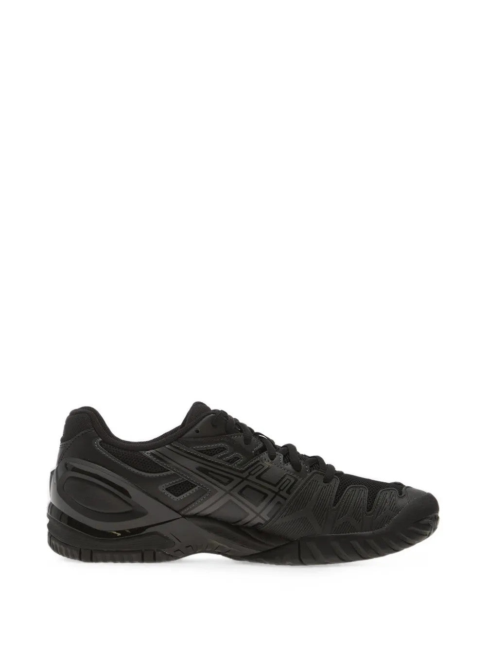 Black shoes, front view