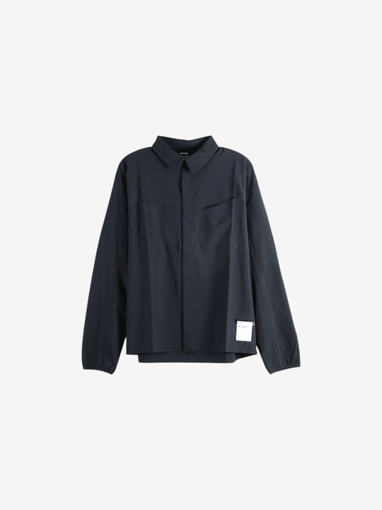Black shirt, front view