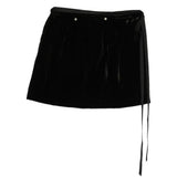 Black skirt, front view