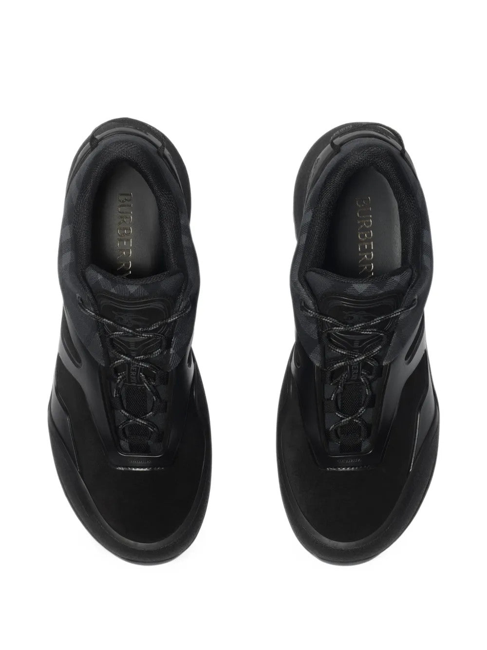 Black shoes, front view