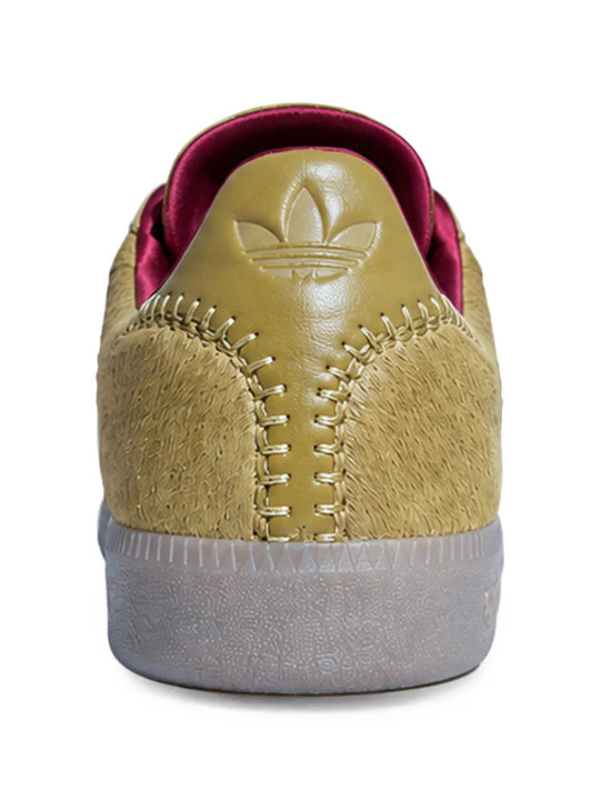 Tan shoes, back view