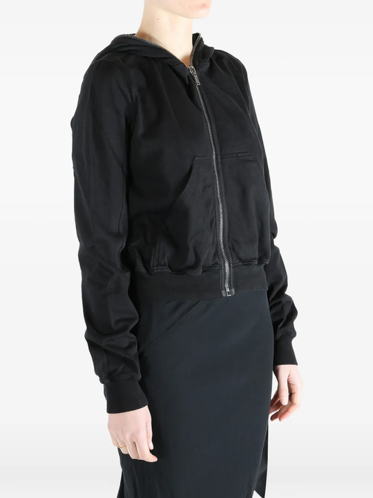 Balck sweats-hoodies worn by a person, showing the fit