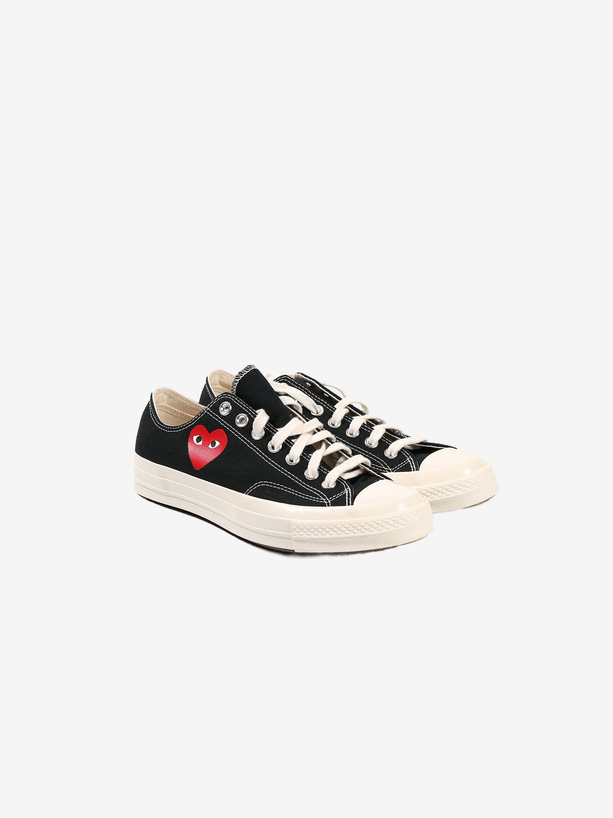 Chuck 70 Converse With Hearts Low Top COMME DES GARCONS PLAY X