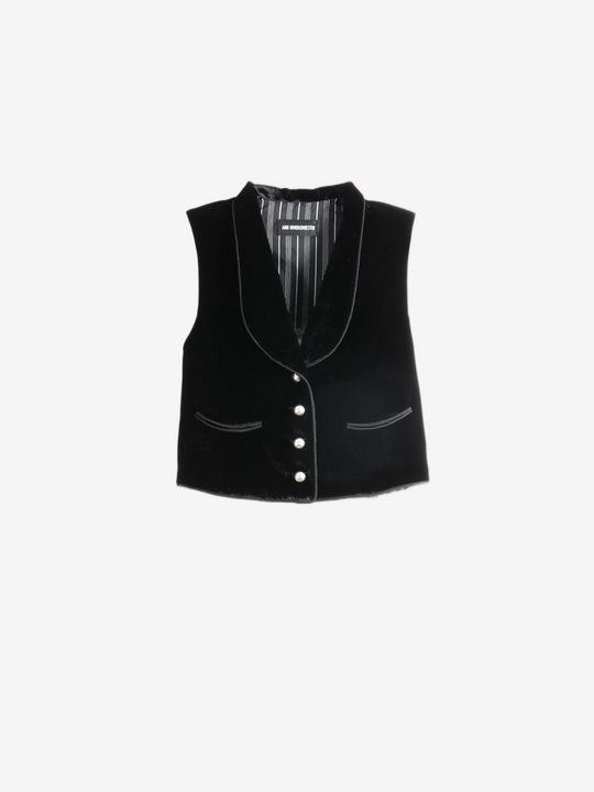 Black jacket, front view