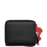 Black accessories, front view