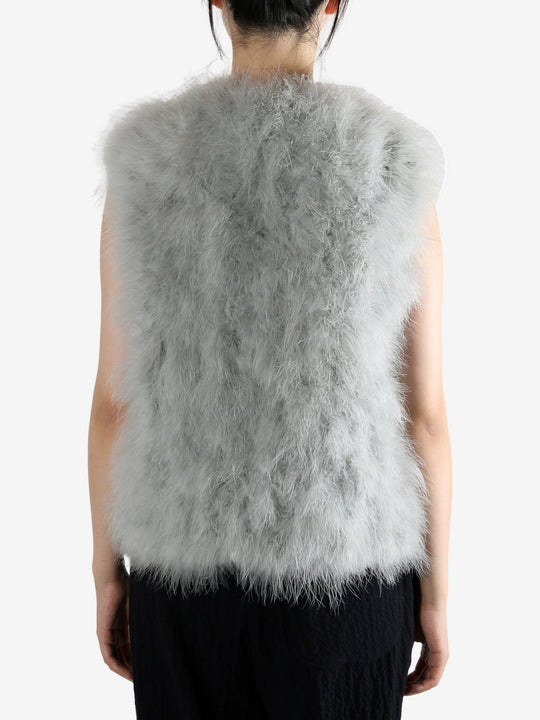 Grey gilet worn by a person, showing the gilet fit