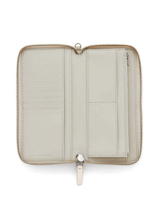 White wallet,inside view