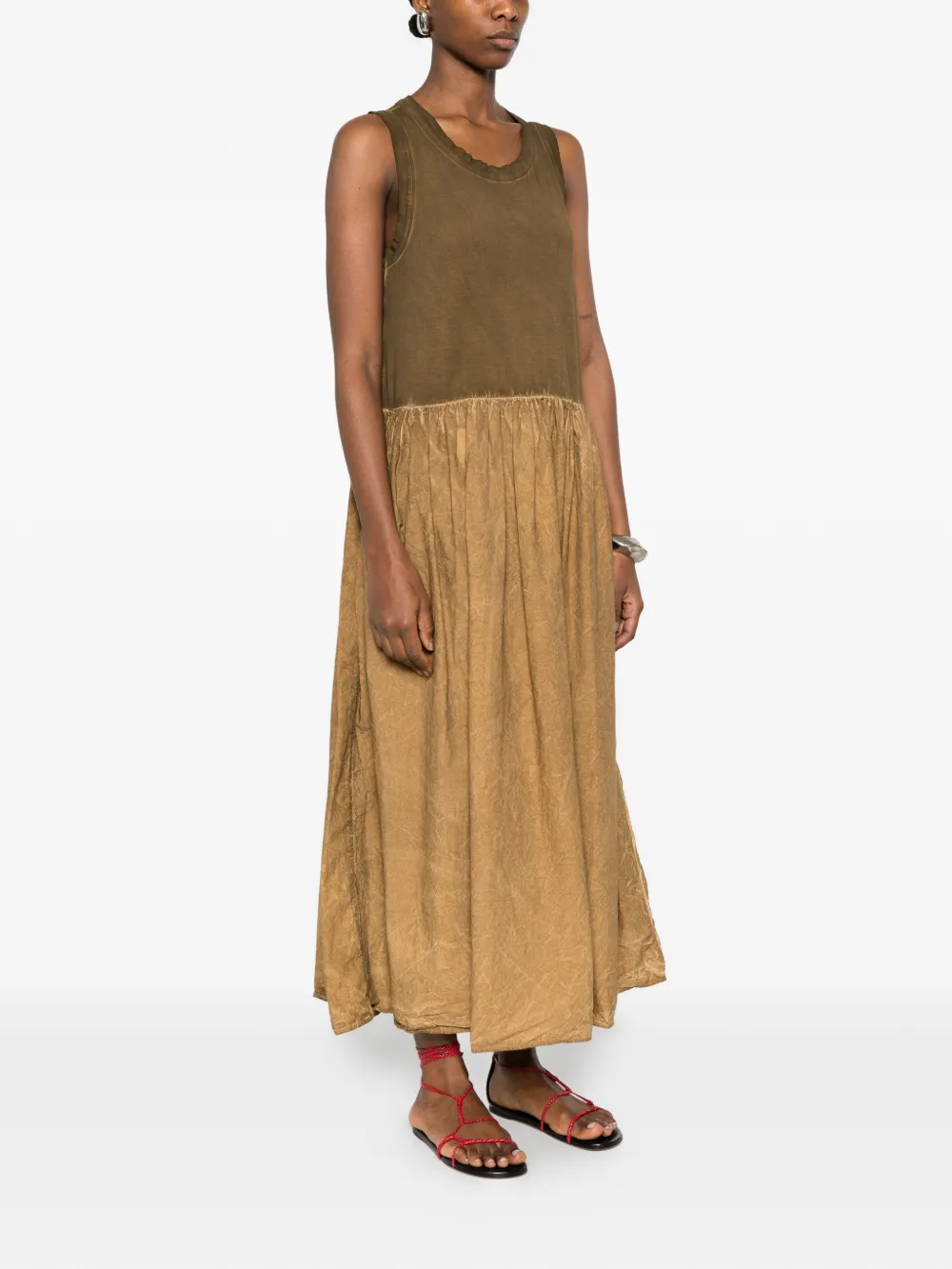 Brown dress,full body view