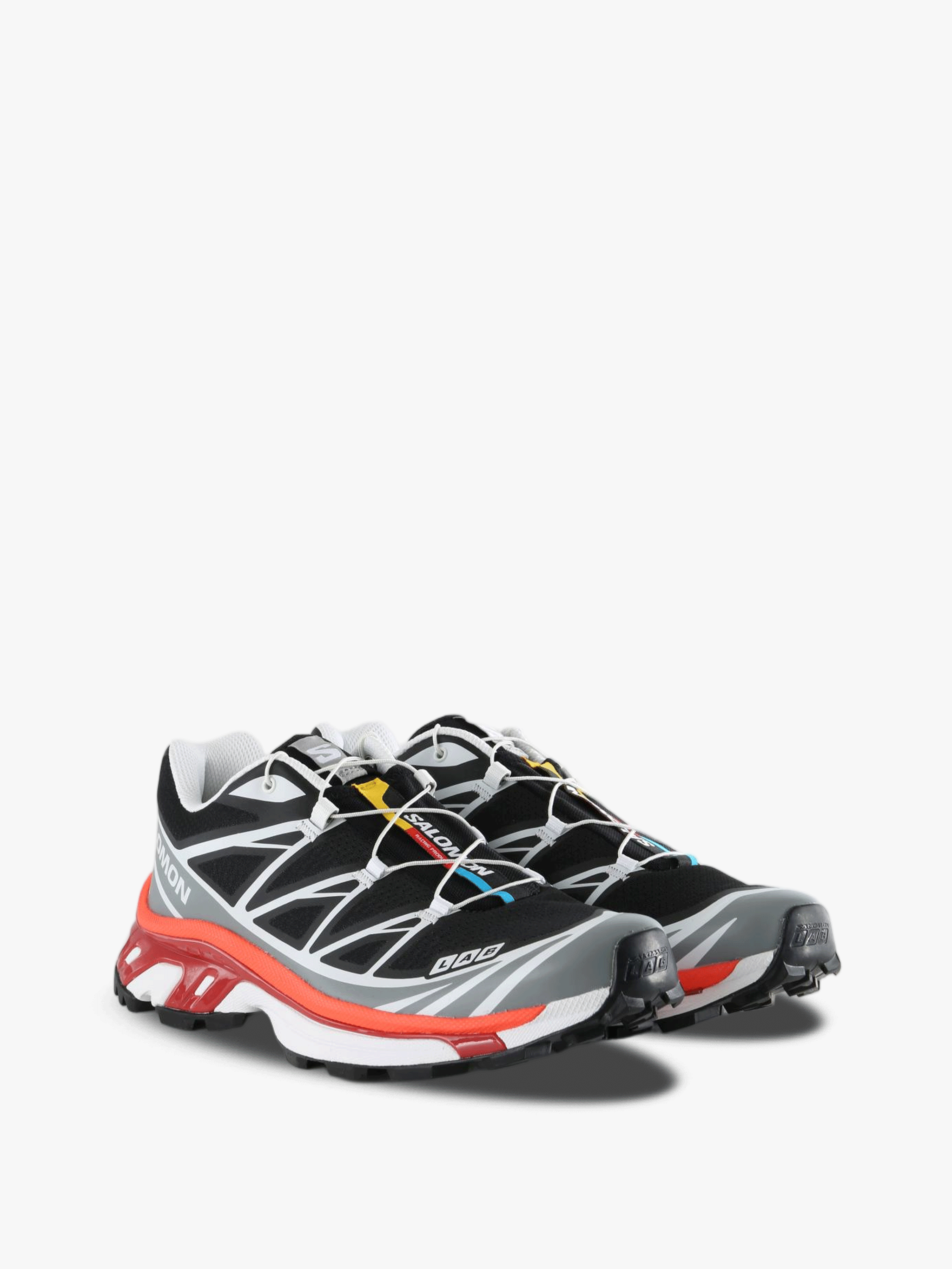 Black shoes, front view