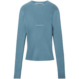Blue top, front view