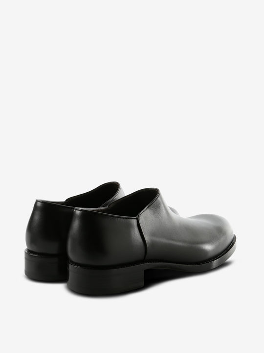 Black boot,back view