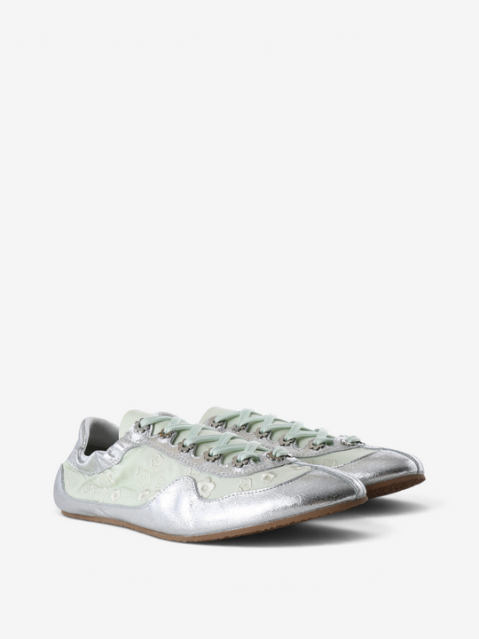 Green shoes, front view