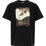 Black t-shirts, front view