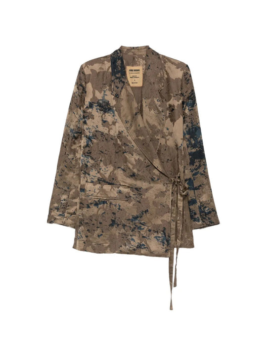 Brown jacket, front view