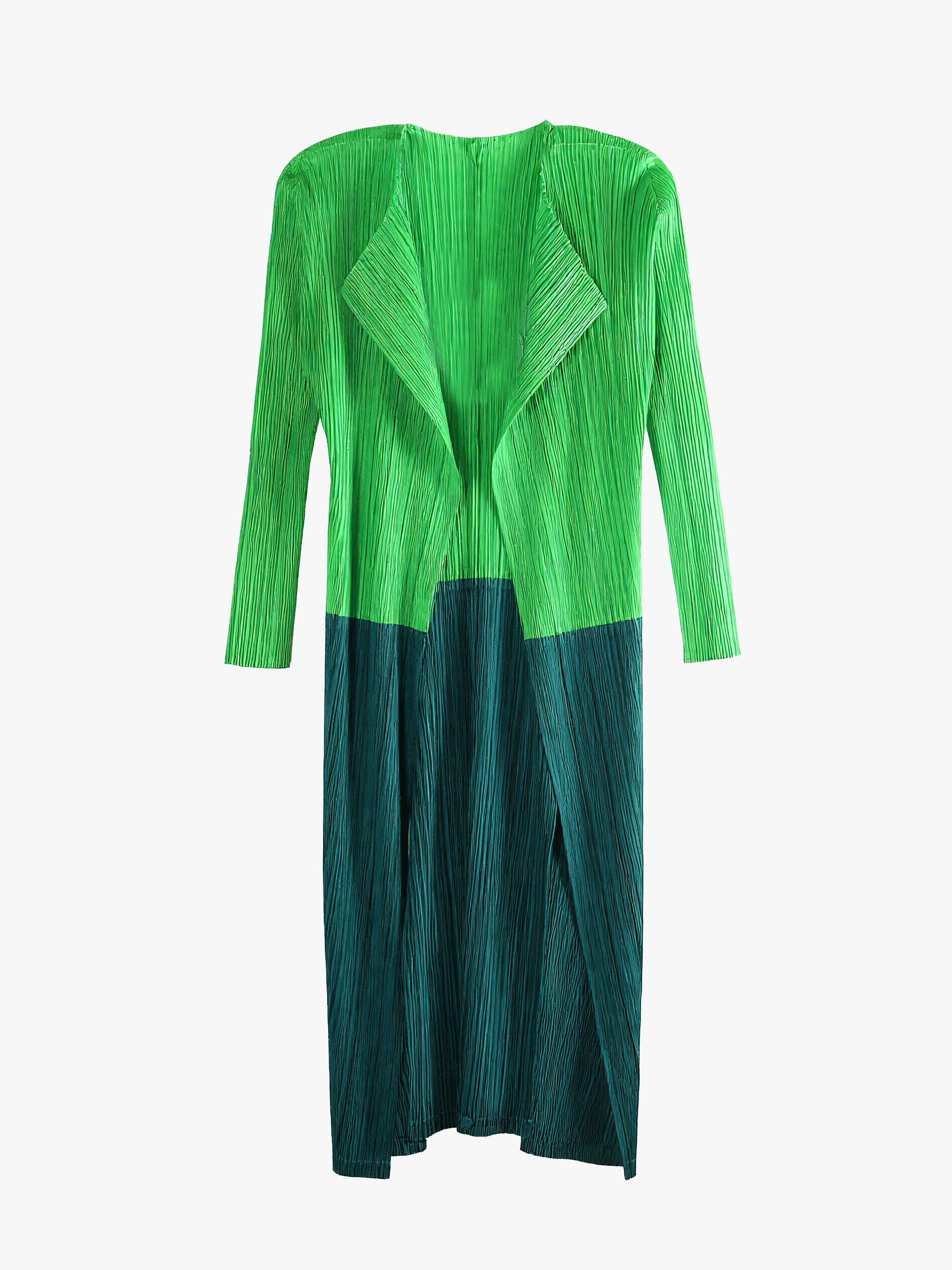 Green knitwear, front view