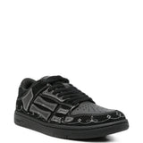 Black shoes, front view
