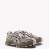 Pink shoes, front view