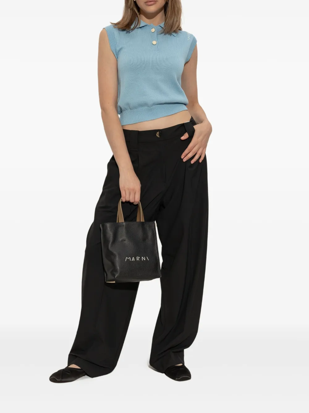 Black flat, full body view