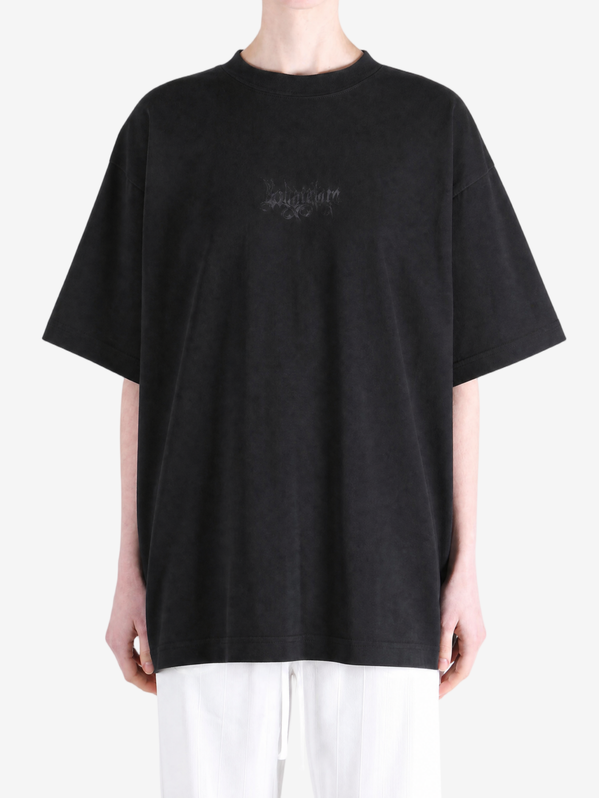 Black t-shirt, full body view