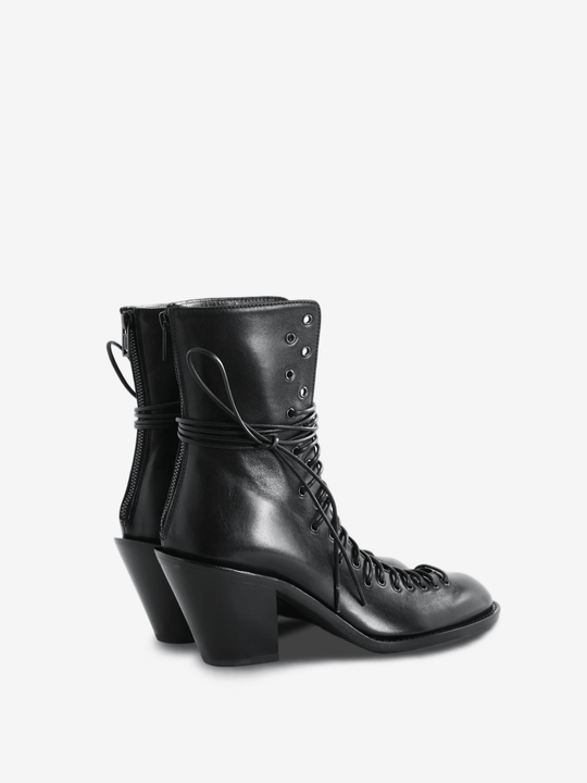 Black boots, front view