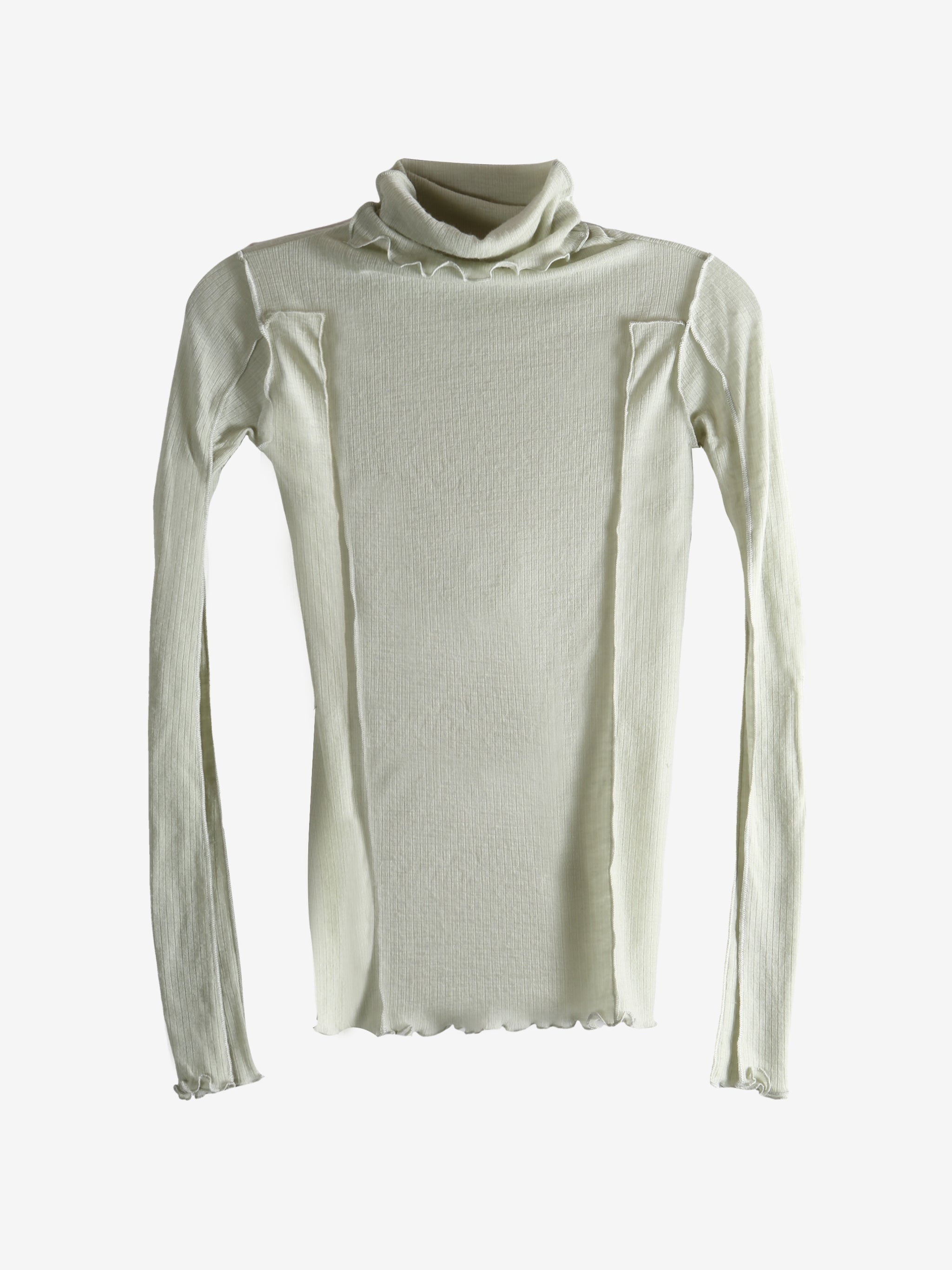 Green shirt, front view