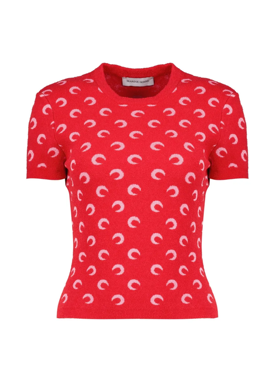 Red top, front view