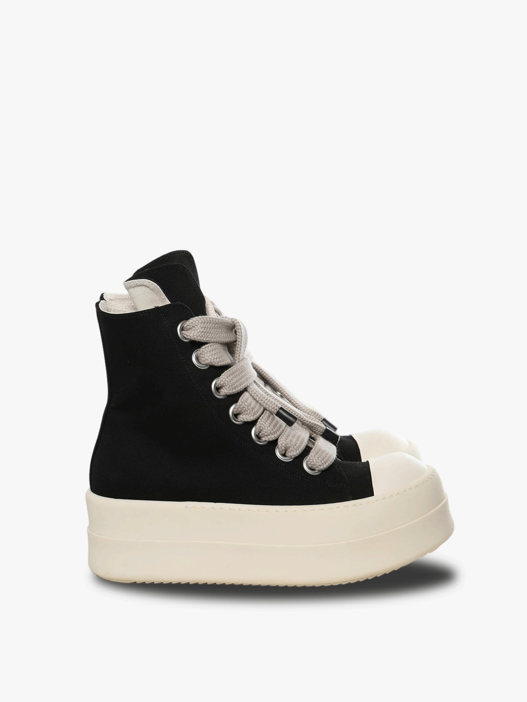 black sneakers,front view