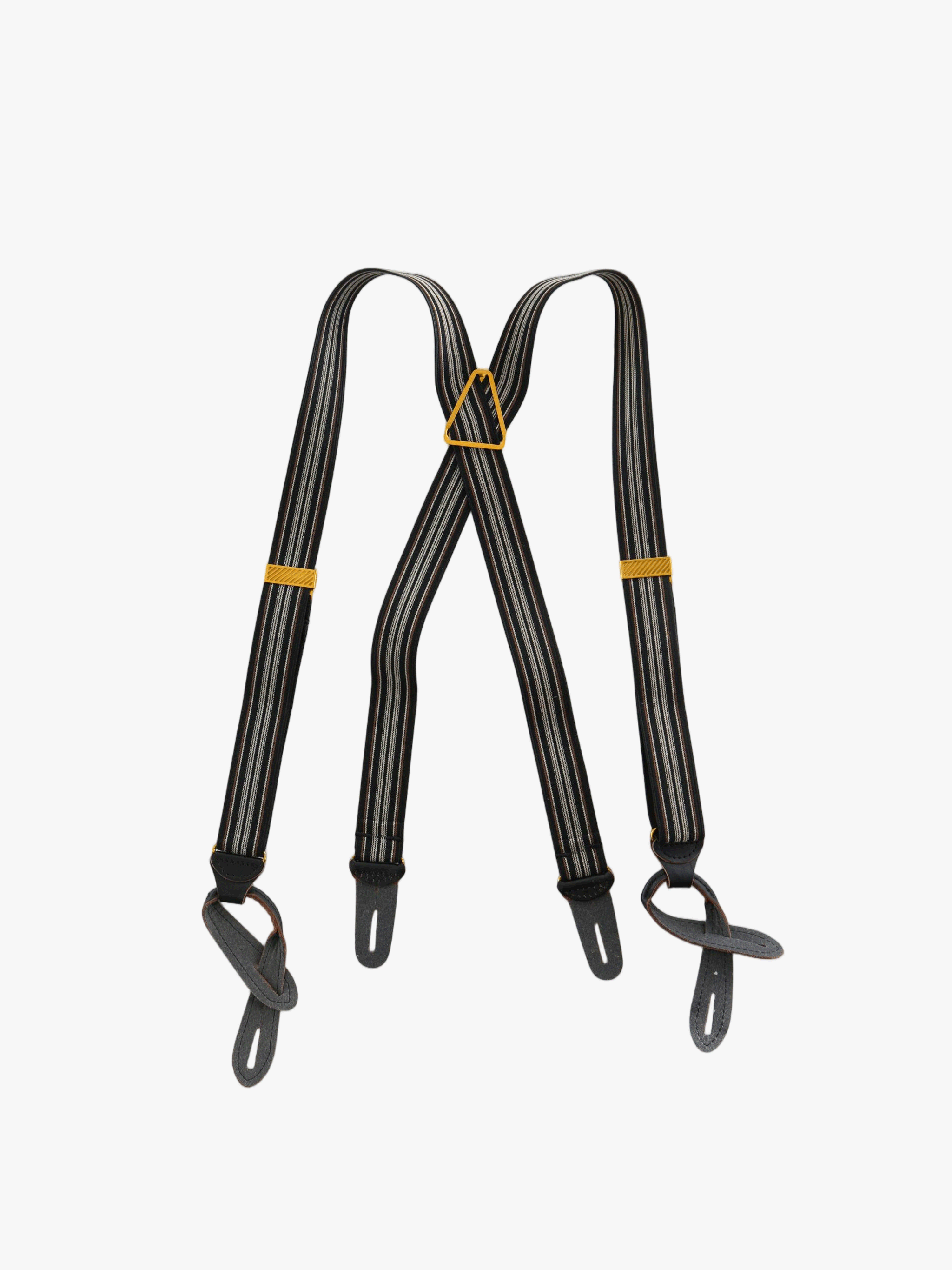 Black accessories, front view