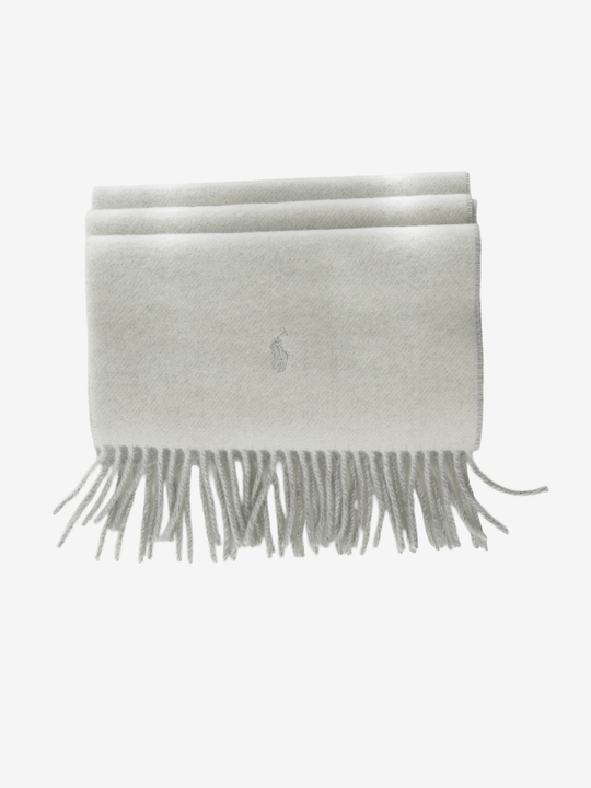 Grey scarf, front view