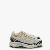 White shoe,front view