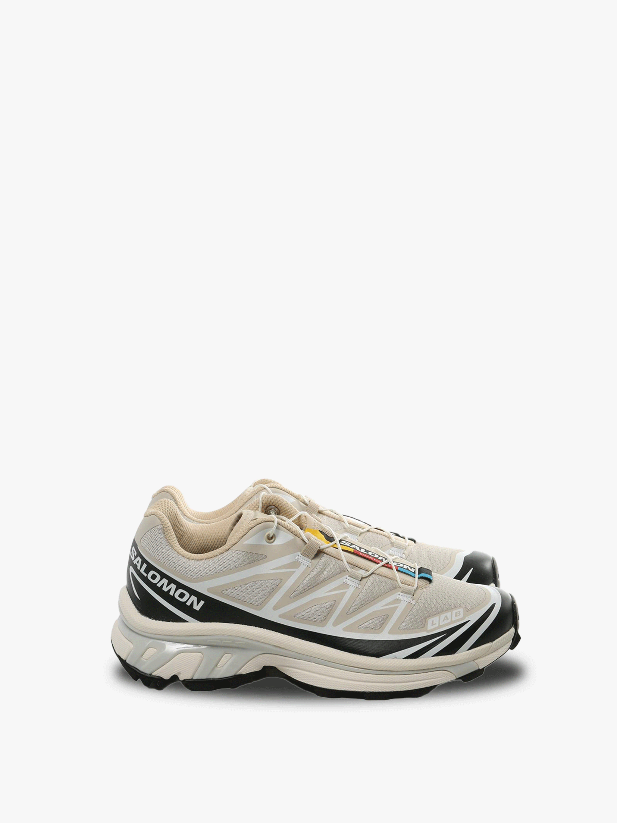 White shoe,front view