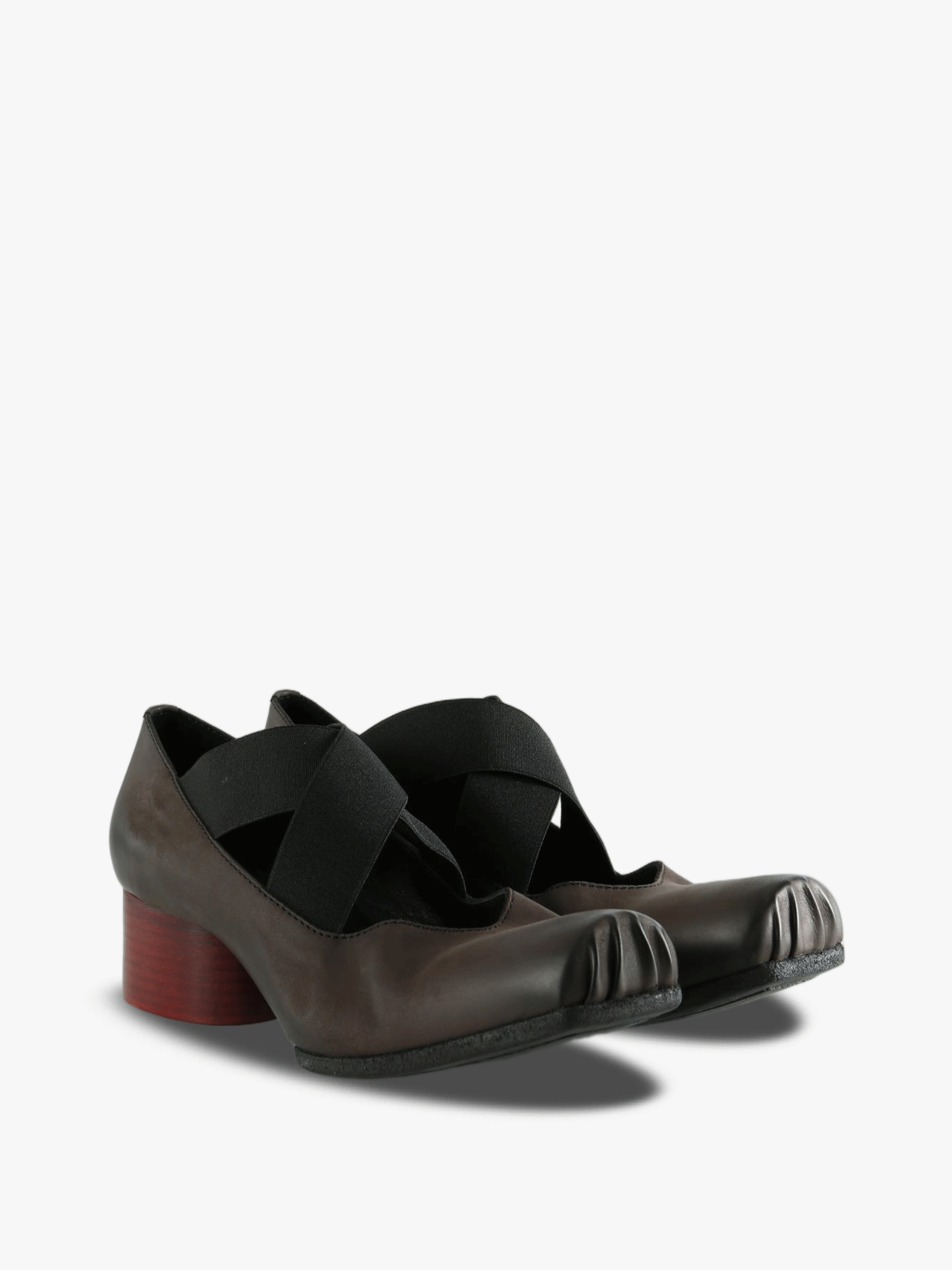 Brown shoes, front view